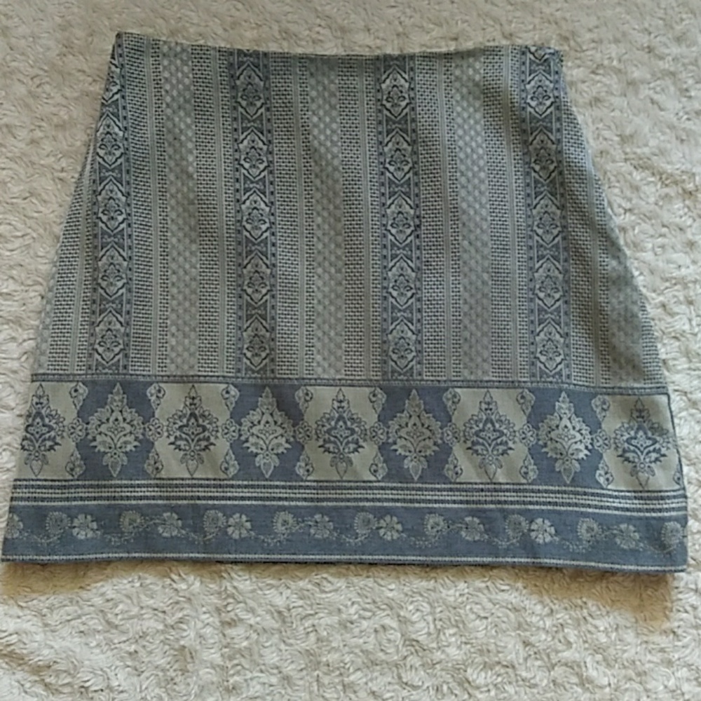 DKNY Classic Mini Skirt Sz 2